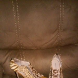 Meet your Posher, Valrenee